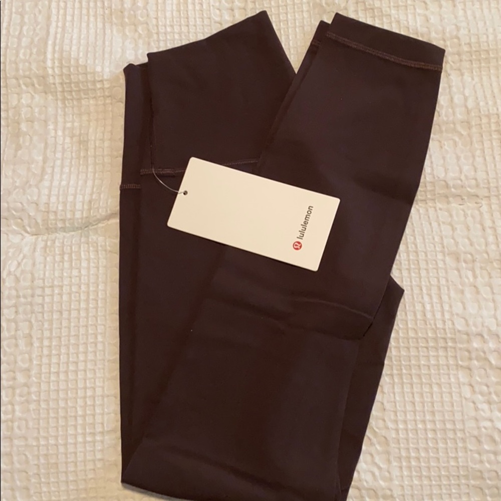 BNWT LULULEMON ALIGNS 25”